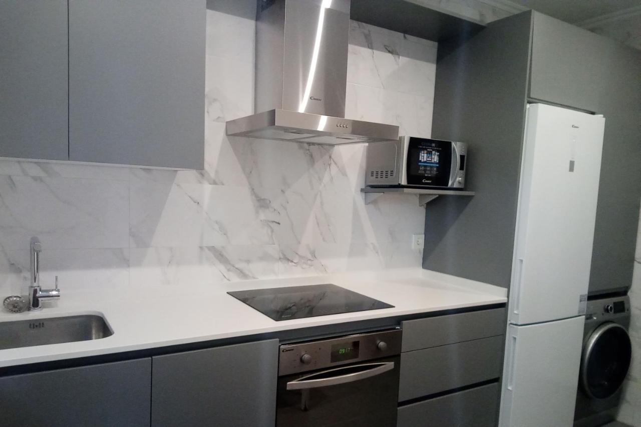 Coqueto Apartamento Frente Al Guggenheim ビルバオ エクステリア 写真